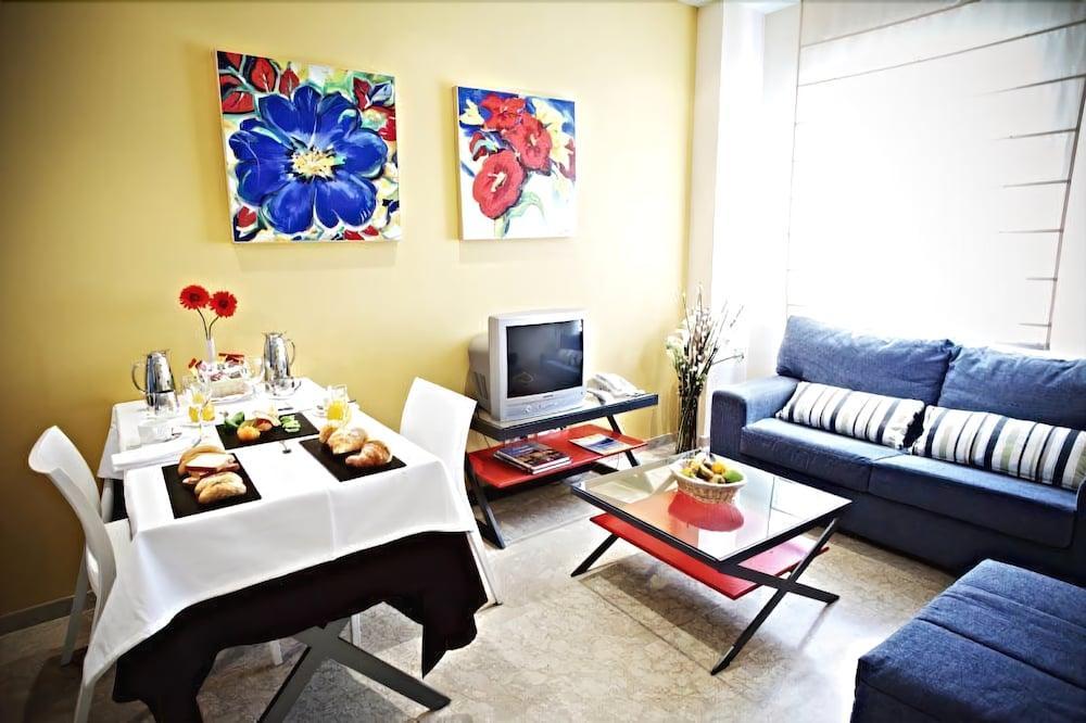 Apartamentos Vertice Sevilla Aljarafe Bormujos Dış mekan fotoğraf