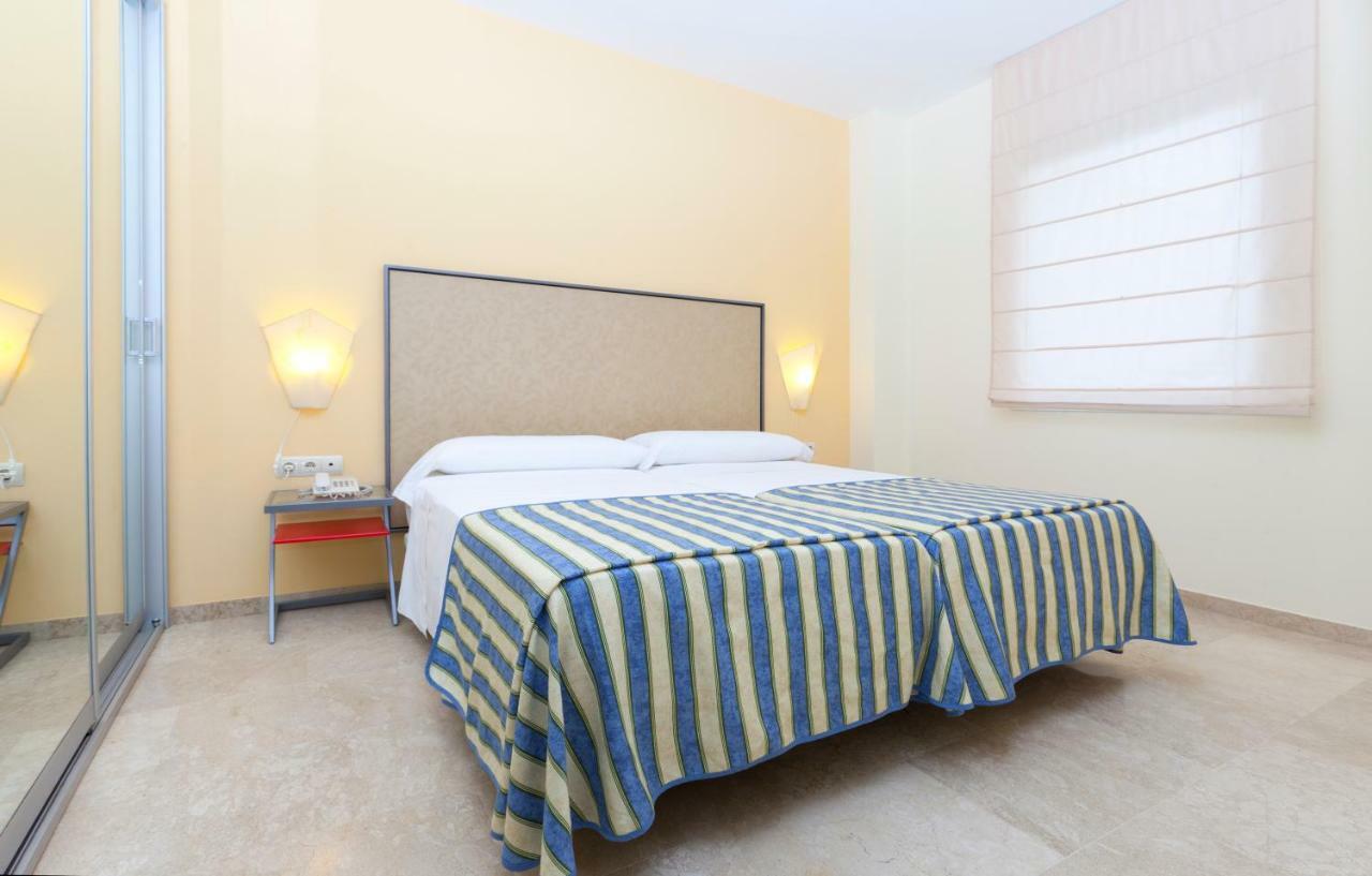 Apartamentos Vertice Sevilla Aljarafe Bormujos Dış mekan fotoğraf